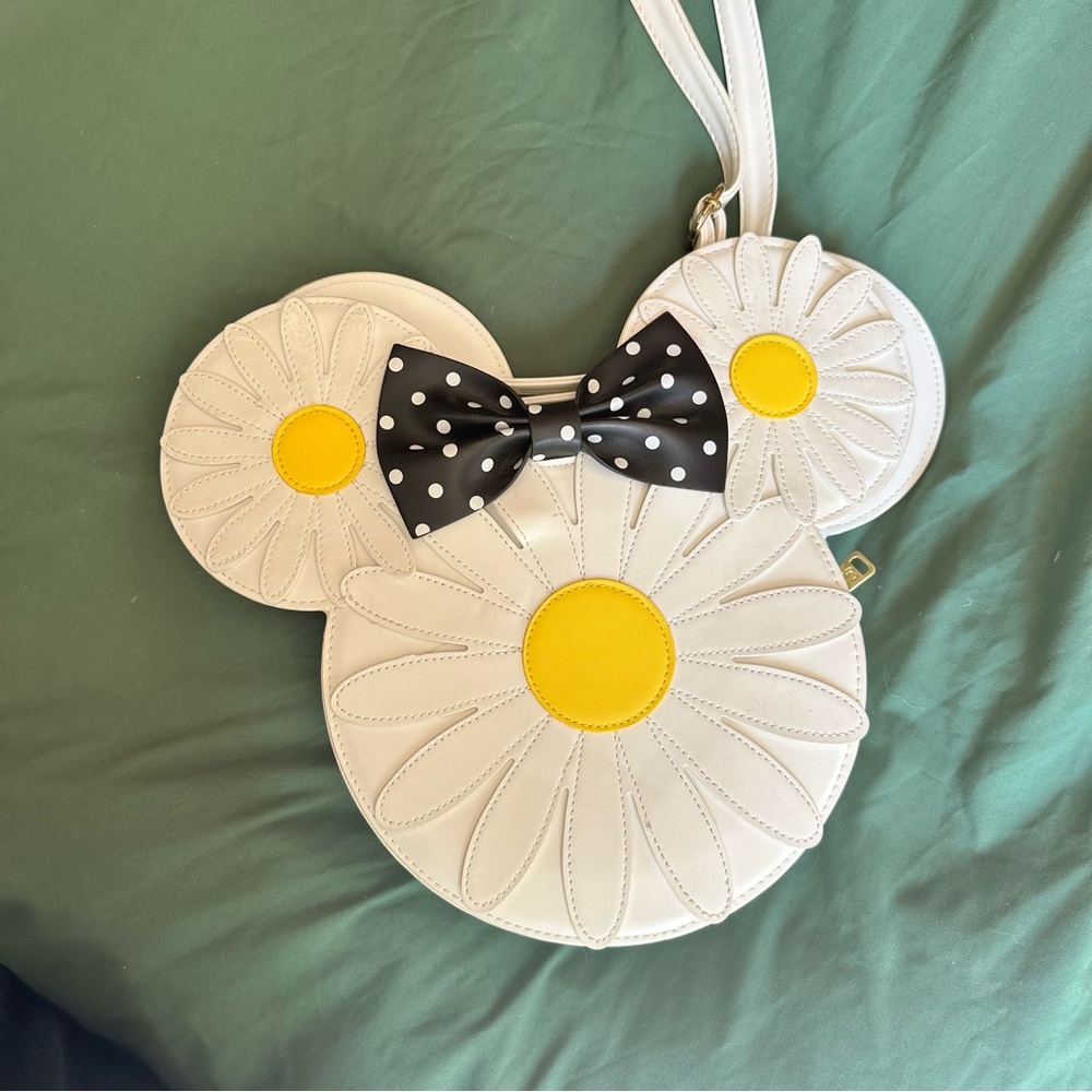 Loungefly Disney Minnie Mouse Daisy Crossbody